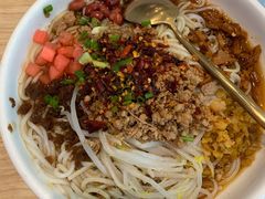 贵州肉臊拌面-贵凤凰贵州米粉(五道口店)