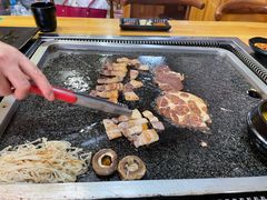 -小黑猪石板烤肉(皇冠花园店)