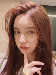 -东秀护肤造型