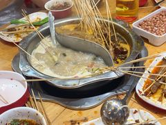 -袁记串串香(泉水轻轨站店)