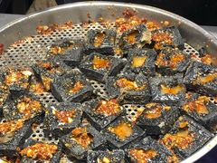 -黑色经典臭豆腐·湖南特产(步行街店)