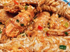 赖尿虾有膏-三妹小龙虾·黄油蟹(华侨城总店)