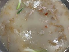 -老来福·非遗酸汤兔(凯旋路店)