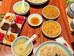 -裕兴记•蟹黄面馆(人民广场店)