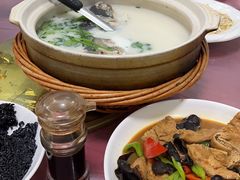 -天乐农家鱼头王(天目湖店)