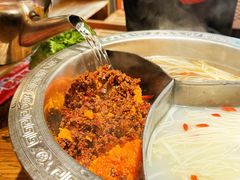 -钢管厂五区小郡肝串串香火锅(人民广场店)
