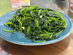 蒜蓉番薯叶-老客家美食• 竹筒饭• 河鲜(龙门永汉店)