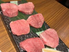 -炼火烤肉店