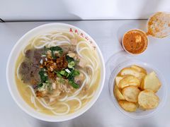 -文山荷鲜居(翠湖店)
