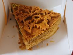 -潮一不贰·法式甜品·生日蛋糕·西式简餐(外滩店)