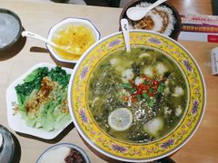 -裕鼎鲜·新中菜(金鼎广场店)
