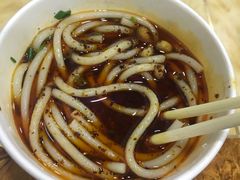 -覃肥叔桂林米粉(粮道街店)