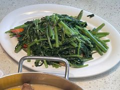 -肥仔文澳门猪骨煲(南京西路店)