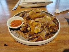 -头上红煨盐鸡·非遗院子餐厅