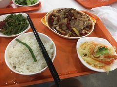 -浦东图书馆读者餐厅