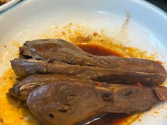 辣卤鸭头-情妹耙泥鳅·江湖川菜(科华店)