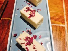 娜帕里勇-晓疆山·大美新疆菜(白玉兰广场店)