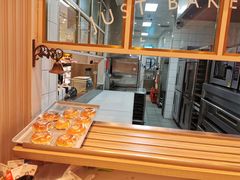 -巴黎贝甜(华堂新辰汇店)