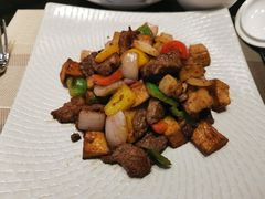 鹅肝酱炒牛肉粒-茵特拉根酒店·西餐厅