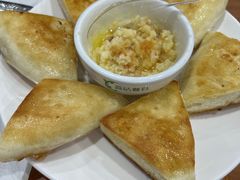 酥油奶渣饼-藏味八珍特色火锅