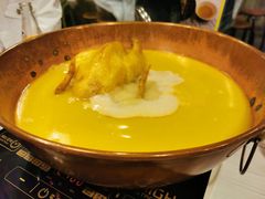 -鲜入围煮花胶鸡海鲜火锅