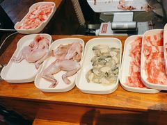 -天成·潮州牛肉脆肉鱼生蚝自助火锅