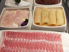 -海底捞火锅(金山百联店)