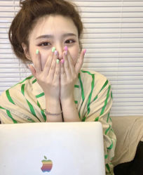 -七月美睫 美甲