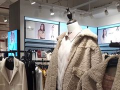 -三福时尚(三峡广场华夏银座店)