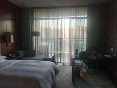 -广州汇华希尔顿逸林酒店