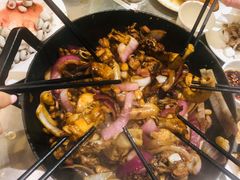 -胡须佬鸡煲四季火锅店(石厦西村直营店)