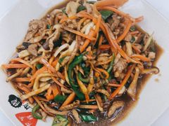 -哆喀美食广场(虎丘婚纱城店)