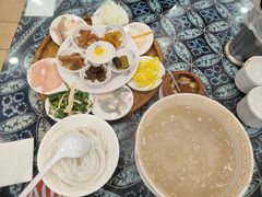 -桥香园云南过桥米线(金马碧鸡店)