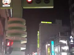-六合夜市