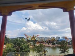 -七彩云南欢乐世界