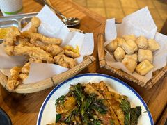 -云阿蛮云南生烫牛肉米线(奉贤路店)