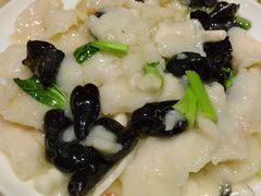 传统溜鱼片-小船渔村•大连菜•大连焖鱼(黄河路店)