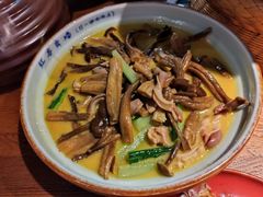 -吃饭皇帝大土家民族菜(正大广场店)