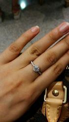 -威德钻石-克拉钻大本营(南京东路店)