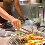 平价烤肉店🥓海鲜爱好者必冲的碳烤多宝鱼‼️