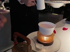 -弦月窗LUNETTE BY AMANDA(复兴路店)