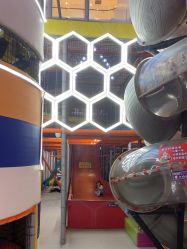 -星际乐园(红博中央公园店)