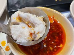 -老牌坊云南鱼豆花火锅(哈西万达店)