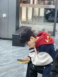 -米可造型烫发染发