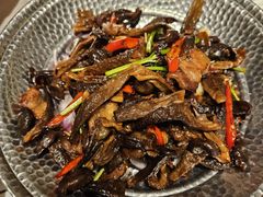 干锅鹿茸菇-双合园·海鲜水饺青岛菜(万佳广场店)