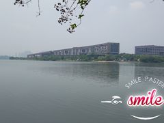 -松山湖南湖湾露营营地