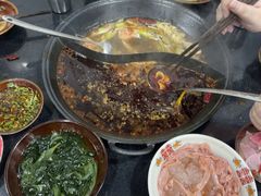 -谭记重庆老火锅(总店)