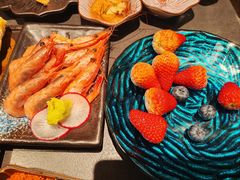 -铭牛烧肉·和牛海鲜自助(高新月牙湖店)