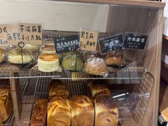 -沁屋面包店(人民东路店)
