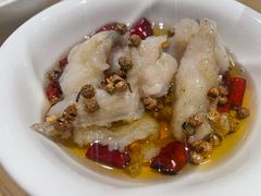 -渝信川菜 · 川味家常菜(财富购物中心店)